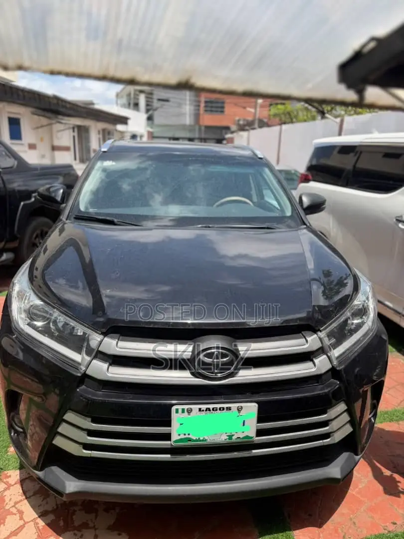 Toyota Highlander XLE V6 4x4 (3.5L 6cyl 6A) 2016 Black