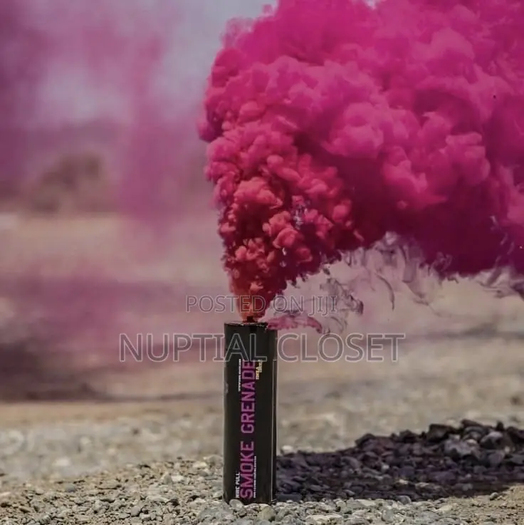 Gender Reveal Smoke Bomb and Confetti