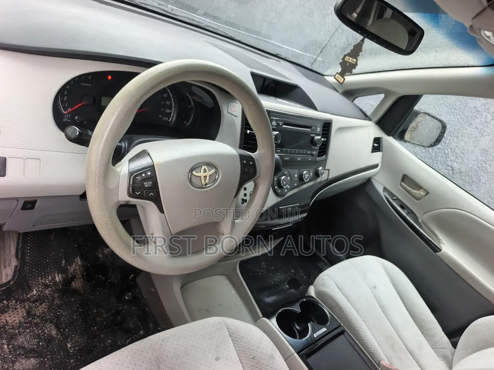 Toyota Sienna 2011 Gray