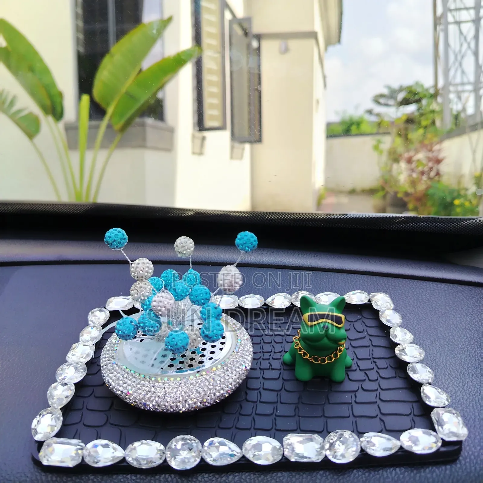 Home Decration Car Air Freshener Dog Decoration