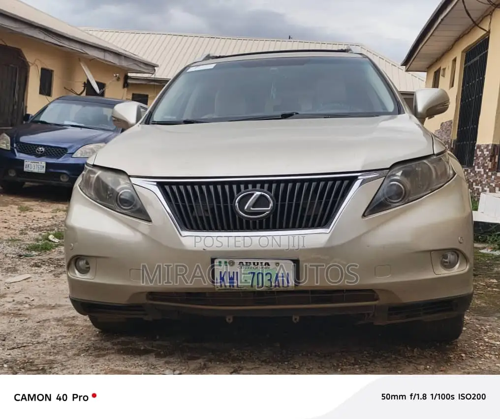 Lexus RX 350 FWD 2012 Gold