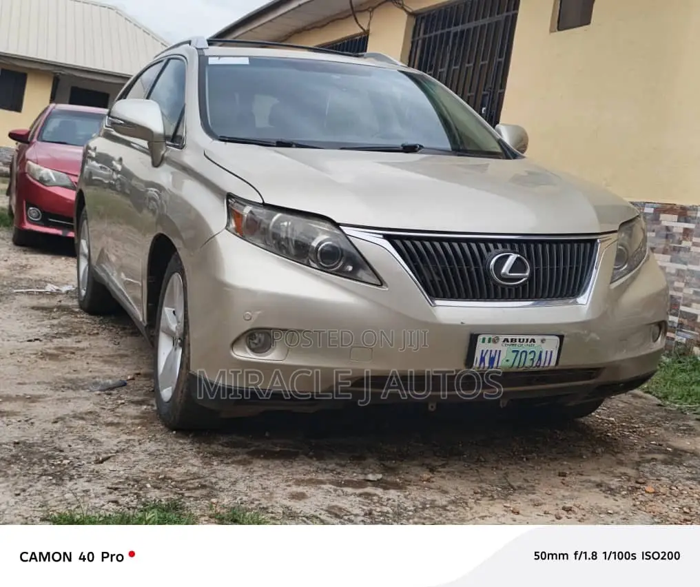 Lexus RX 350 FWD 2012 Gold