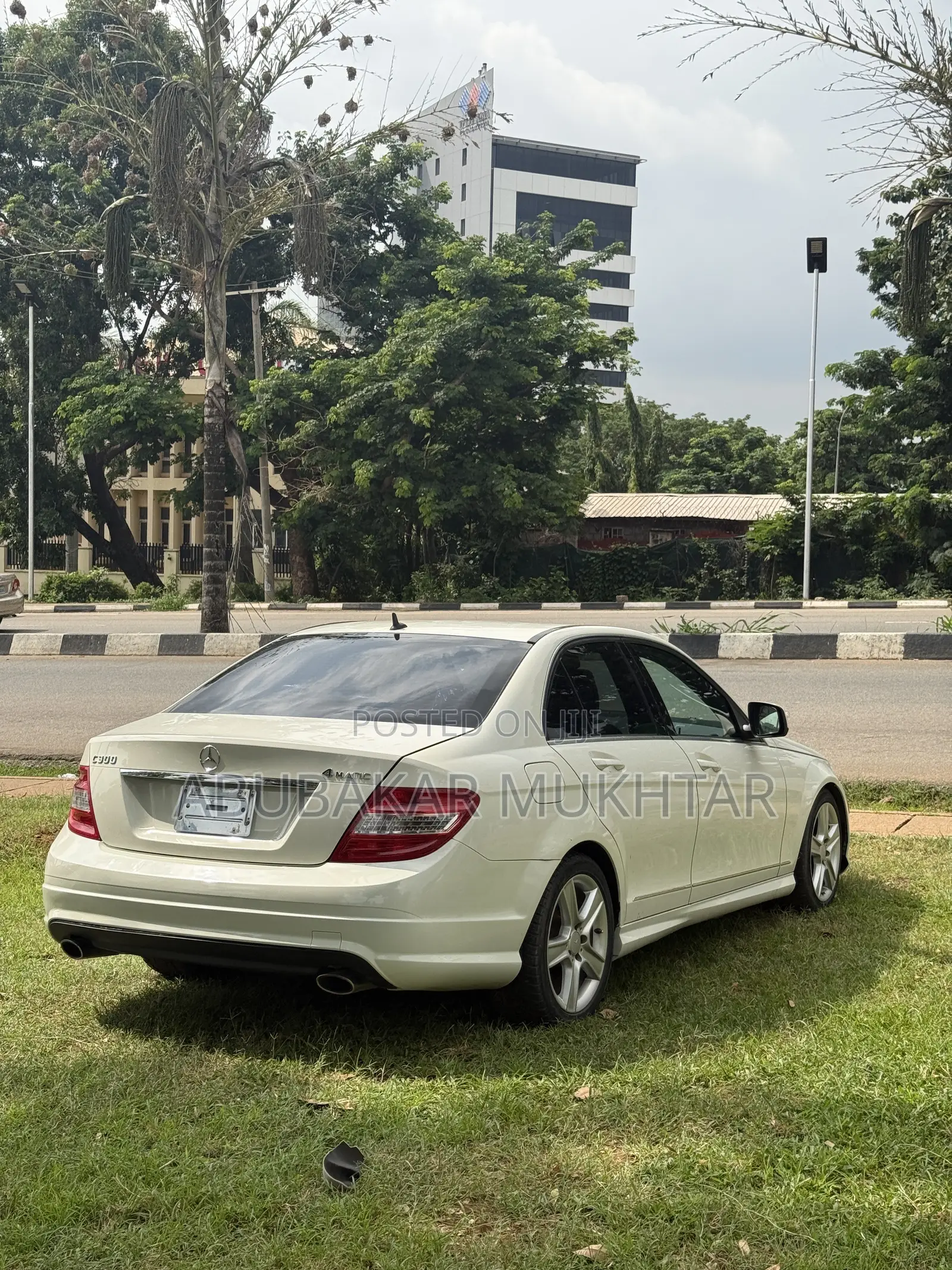 Mercedes-Benz C300 Sport Sedan AWD (3.0L 6cyl 7A) 2008 White