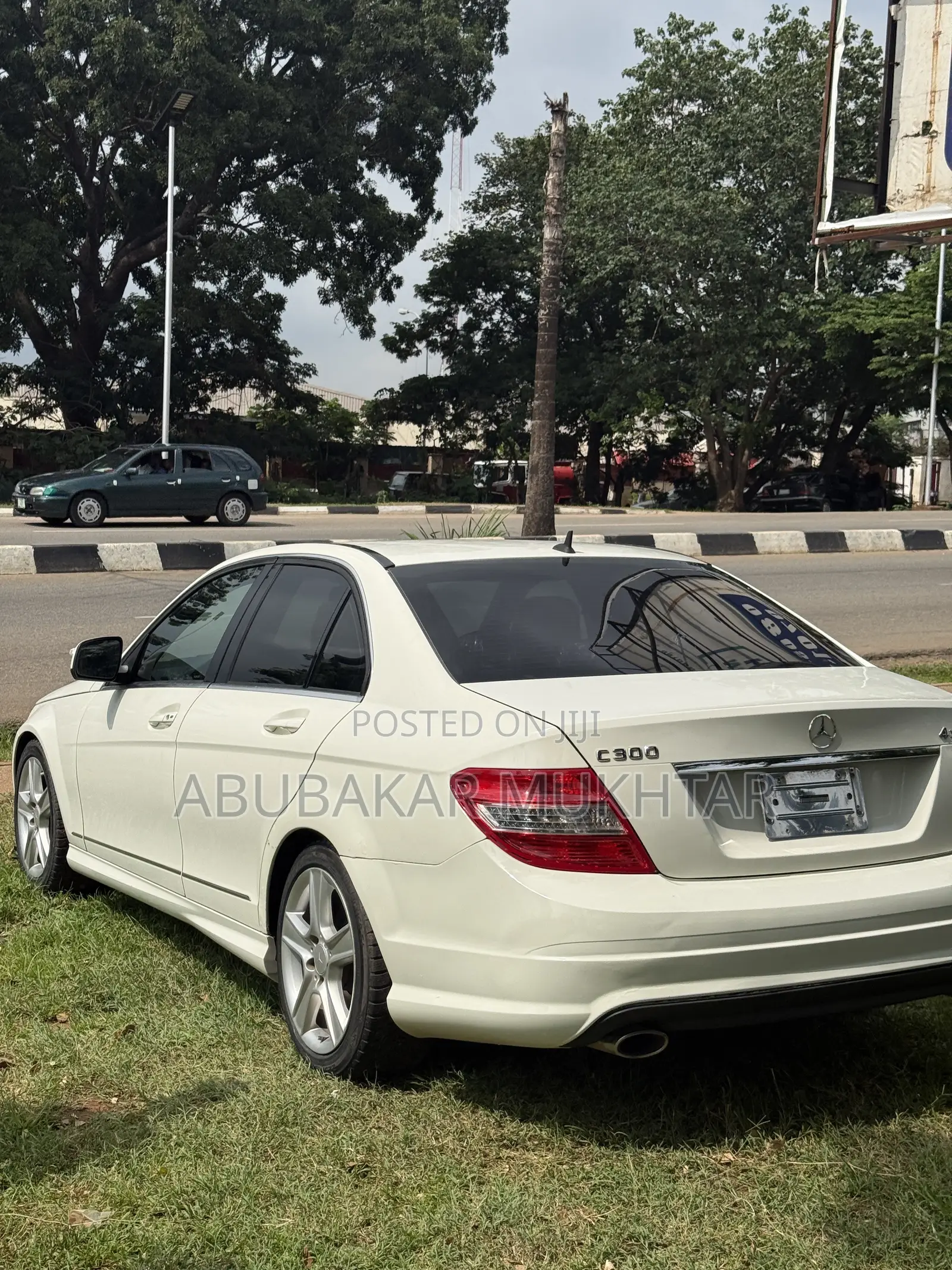 Mercedes-Benz C300 Sport Sedan AWD (3.0L 6cyl 7A) 2008 White