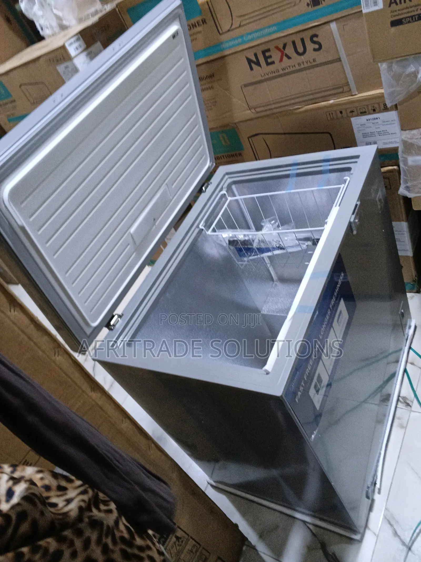 Midea 198l Freezer for Everyday Food Preservation