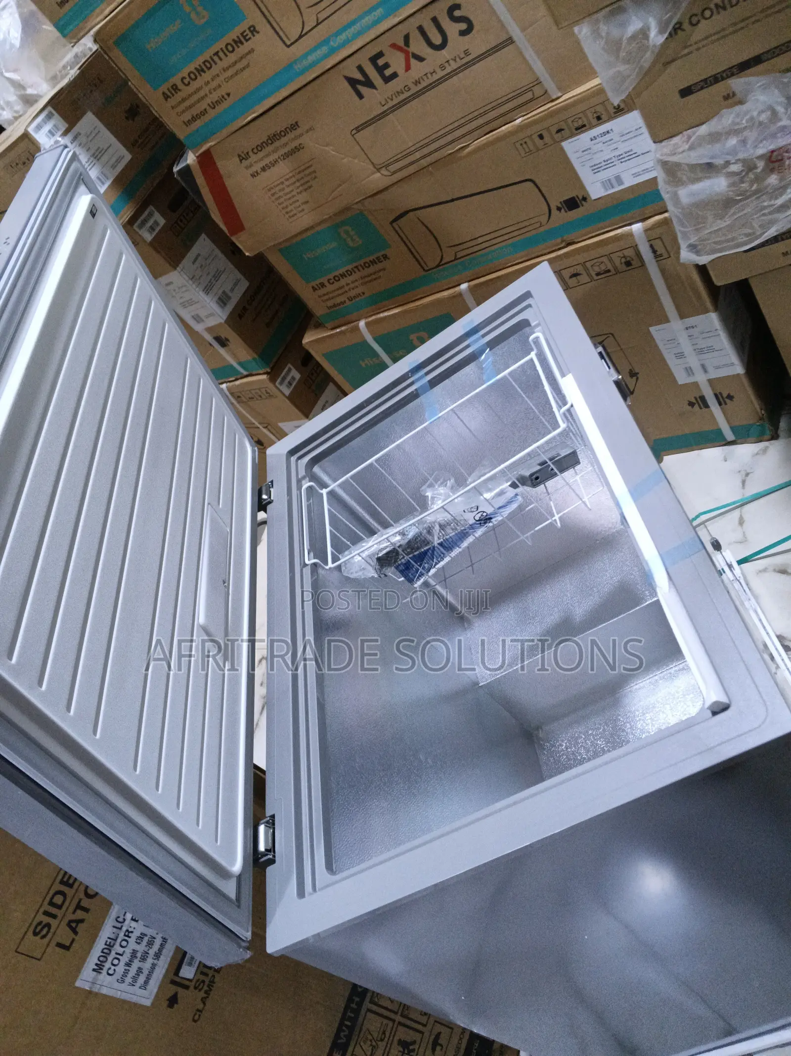 Midea 198l Chest Freezer – Perfect for Family Use