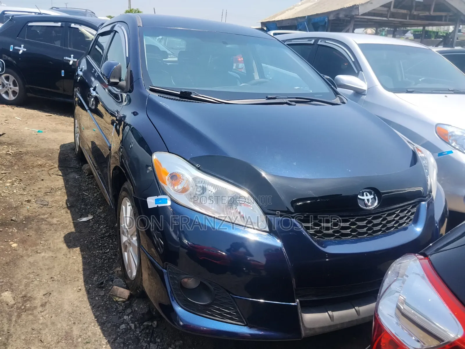 Toyota Matrix S Hatchback AWD (2.4L 4cyl 4A) 2010 Blue