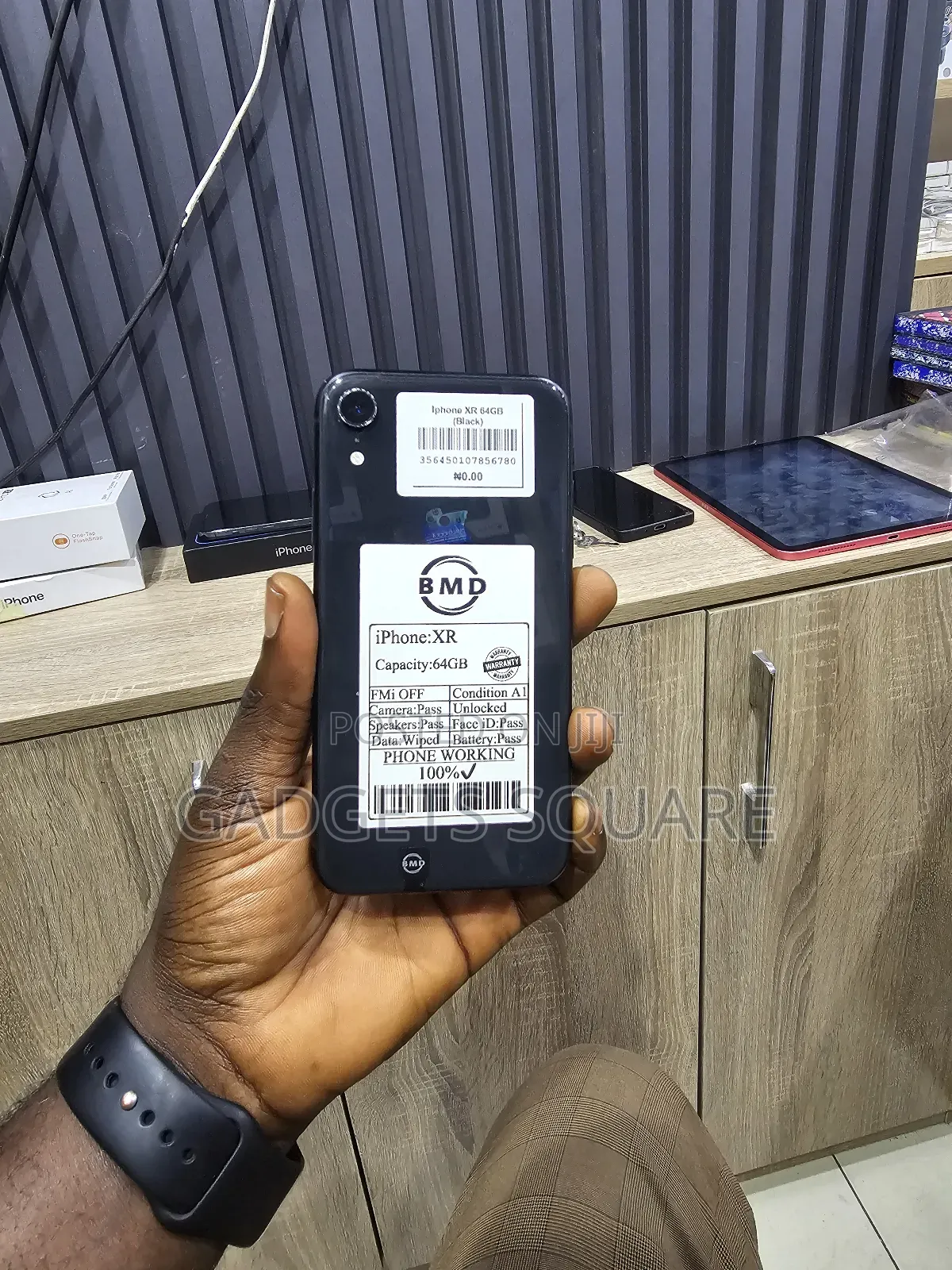 Apple iPhone XR 64 GB Black