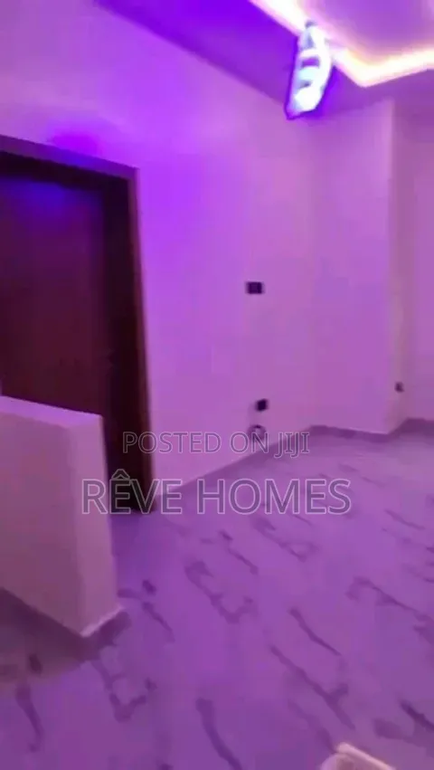 3bdrm Duplex in Greenwich Gardens, Kosofe / Kosofe for rent