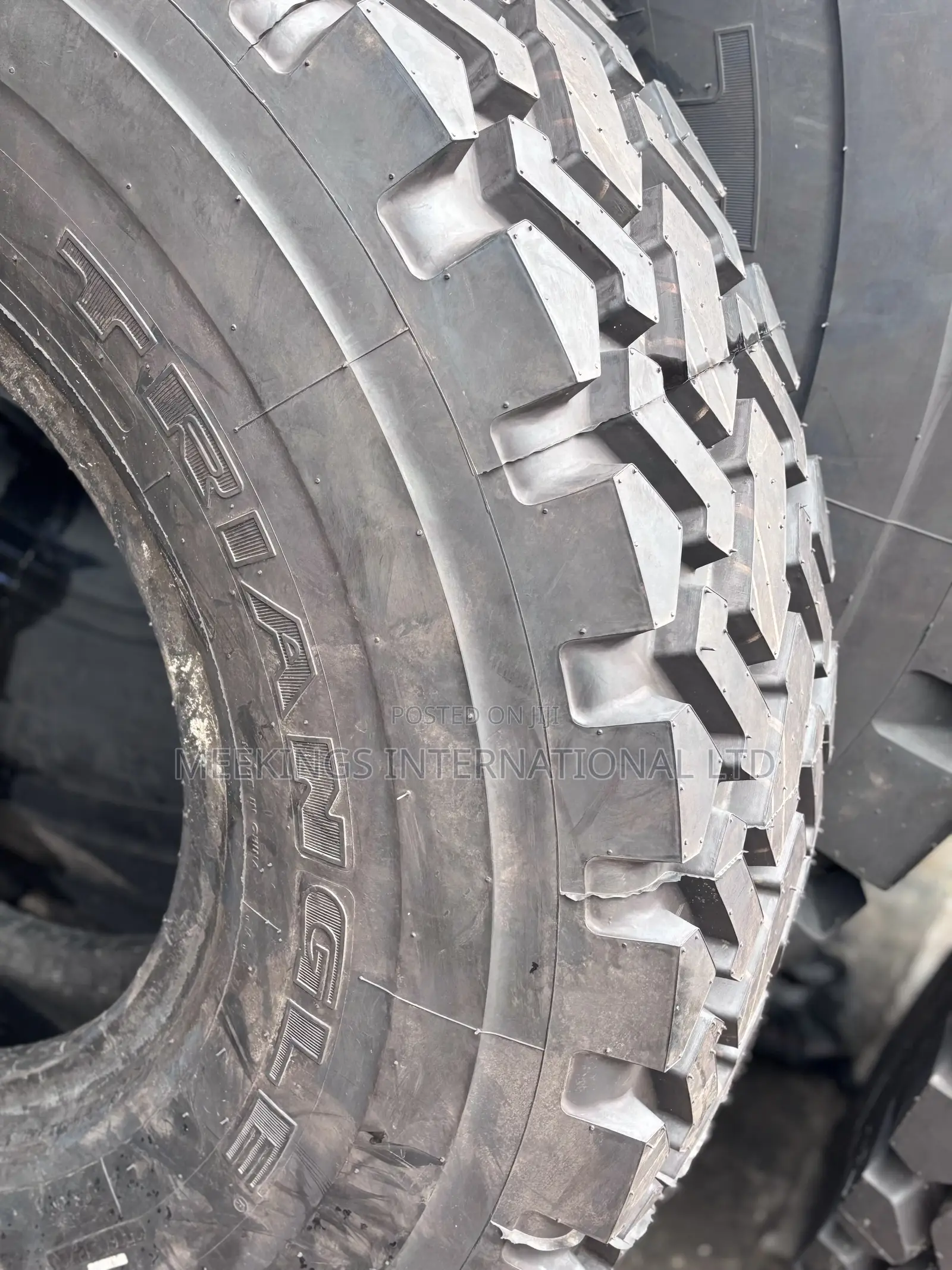 Brand New 14.00r24 Triangle Tyre High Quality Design