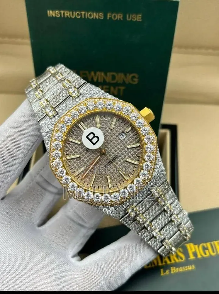 Men's Luxury Zirconia Automatic Diamond Style Watch