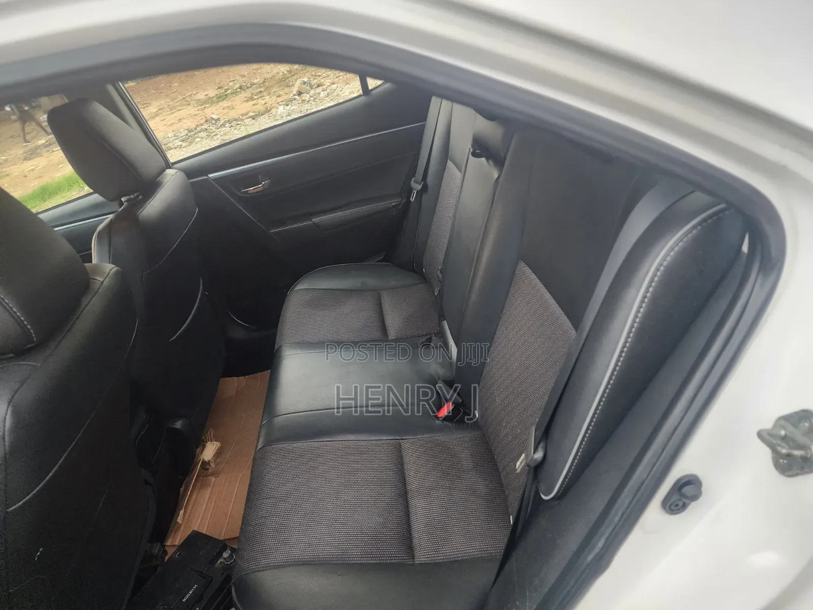 Toyota Corolla 2016 White