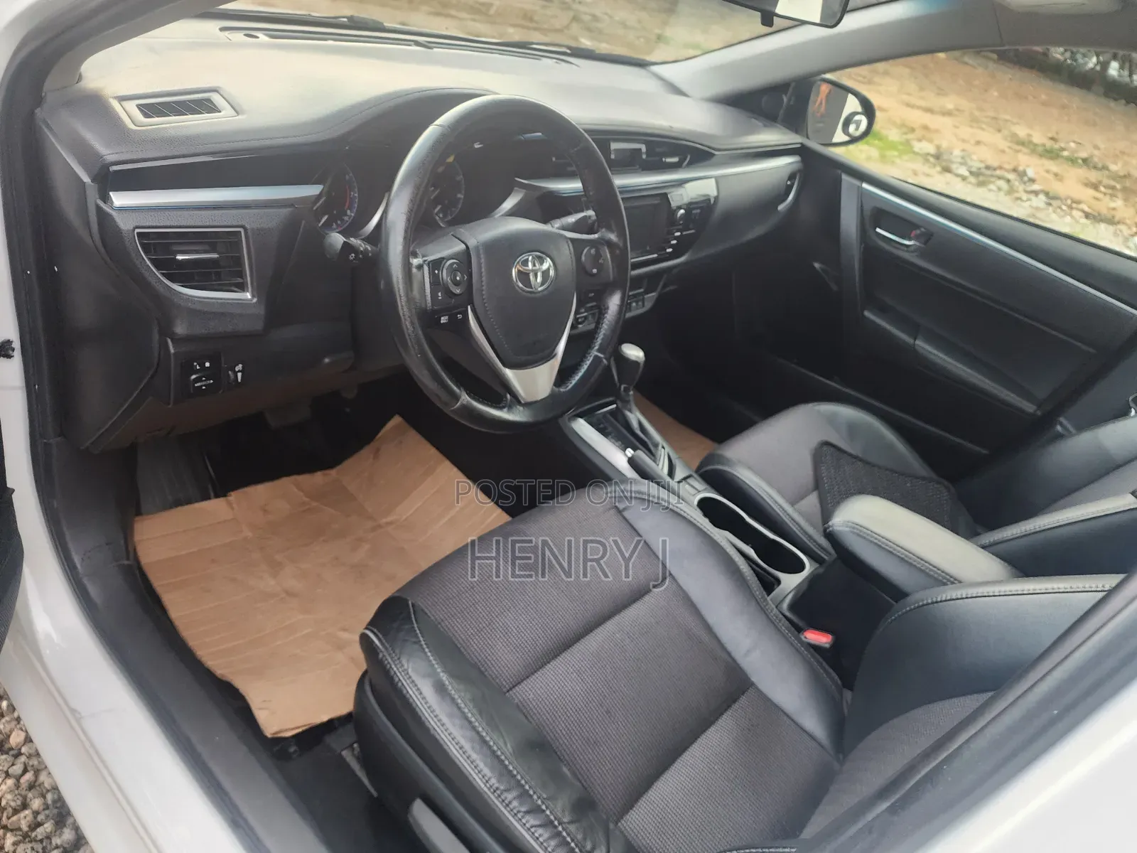 Toyota Corolla 2016 White