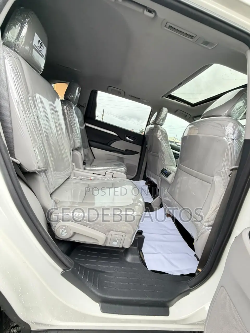 Toyota Highlander 3.5L 4WD 2013 White