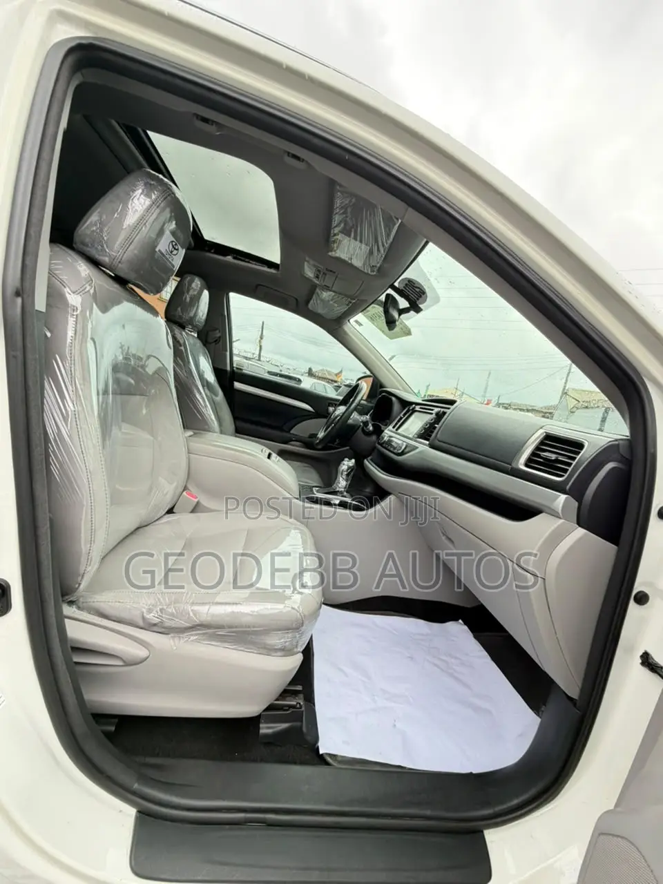 Toyota Highlander 3.5L 4WD 2013 White