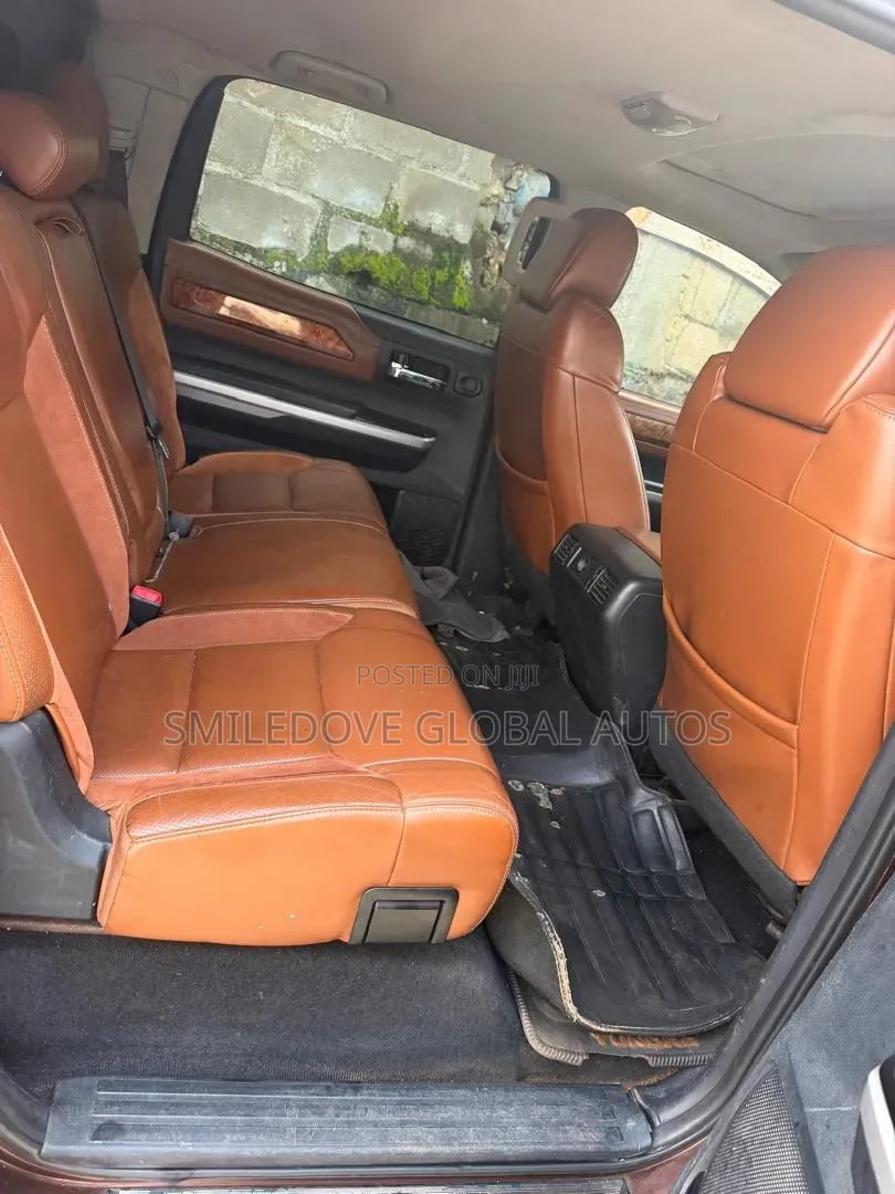 Toyota Tundra 2016 Brown
