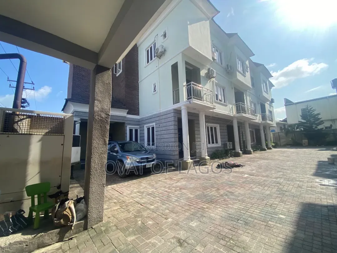 4bdrm Duplex in Osapa london for rent