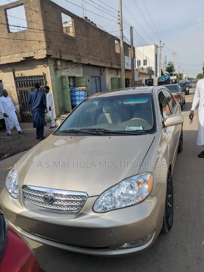 Toyota Corolla 2006 Gold