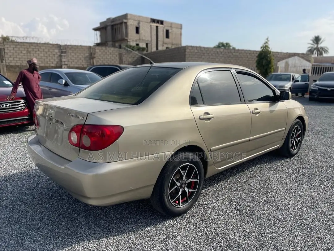 Toyota Corolla 2006 Gold