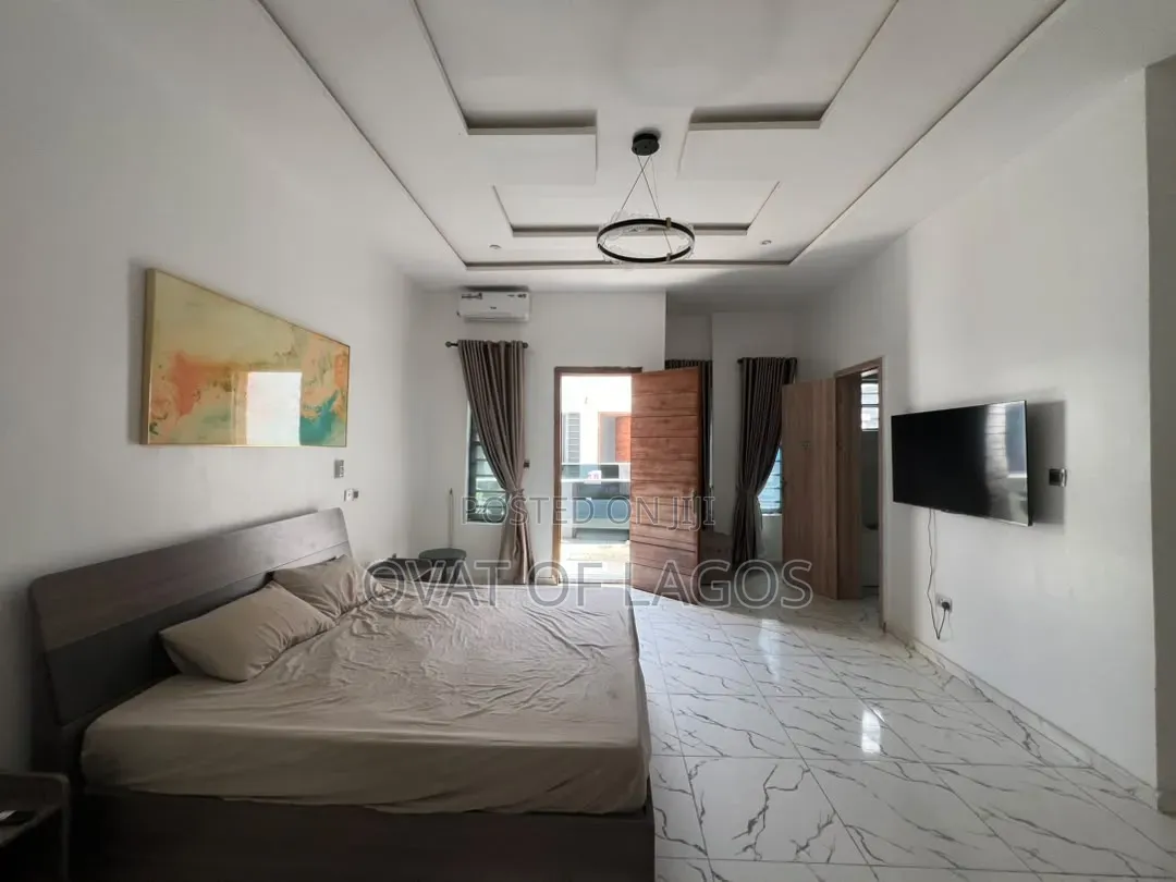 4bdrm Duplex in Ikota for rent