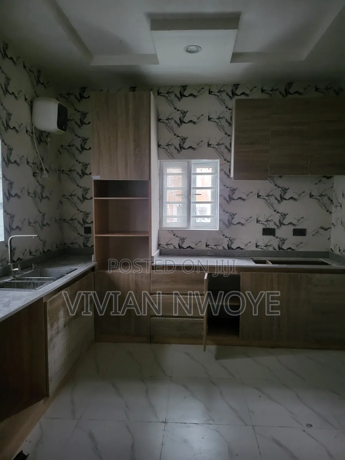 5bdrm Duplex in Crown  Estate, Sangotedo for rent