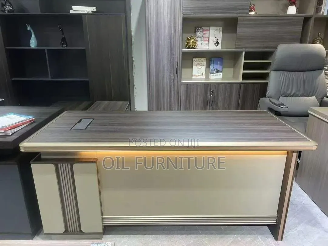 Luxury Executive Office Desk With Led Lighting Side Cabinet