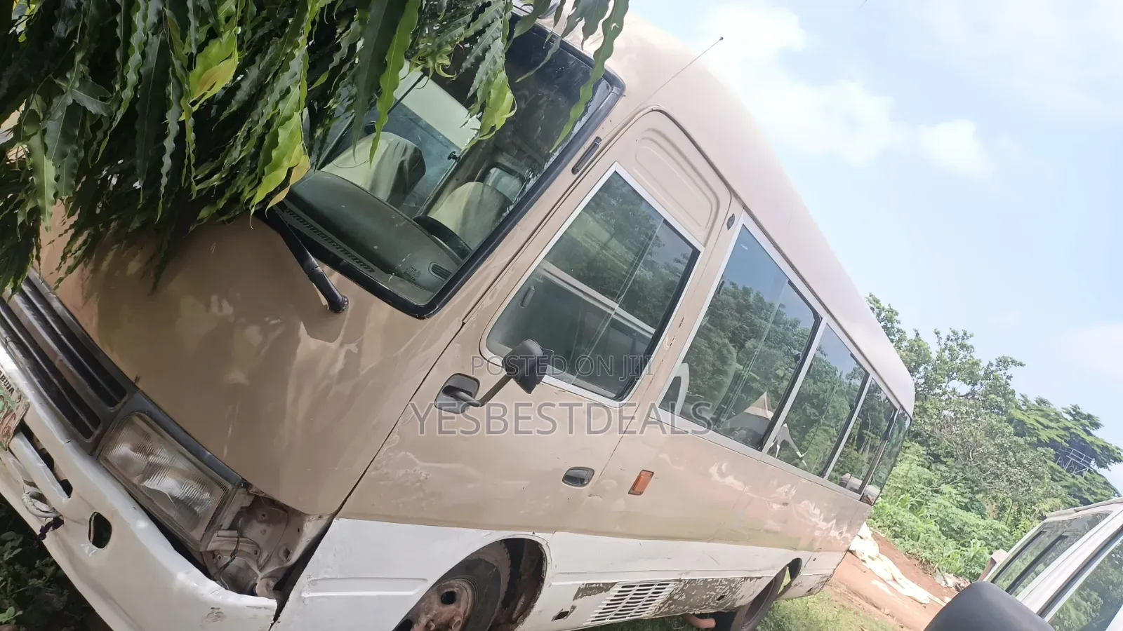 Toyota Coaster 2010 Orange
