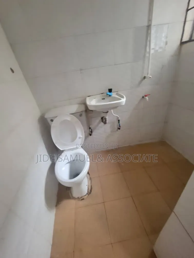 Furnished 2bdrm Block of Flats in Ayobo for rent