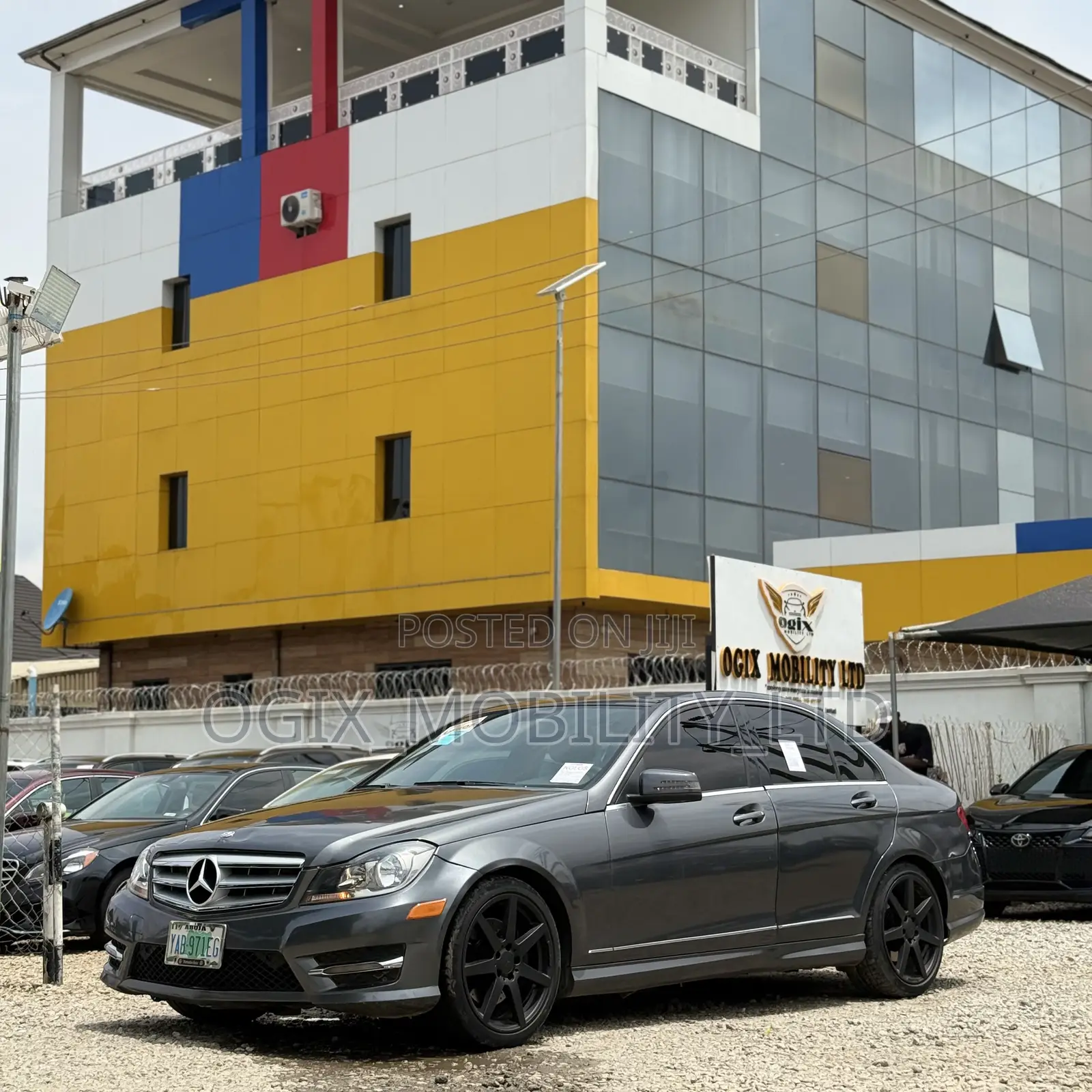 Mercedes-Benz C300 2014 Gray