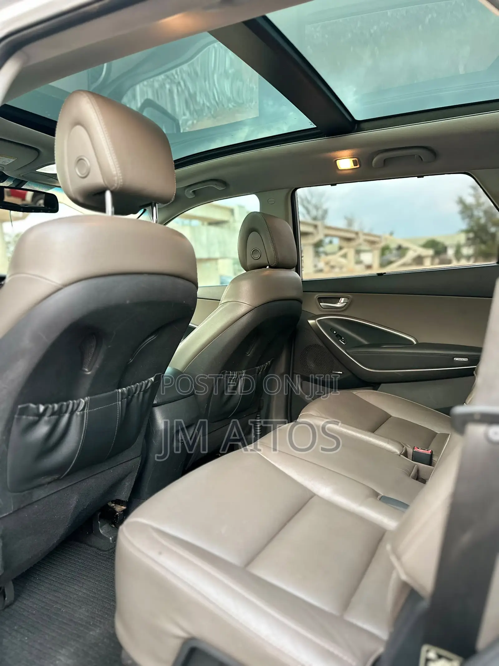 Hyundai Santa Fe Limited 4dr SUV AWD (3.3L 6cyl 6A) 2015 Gray