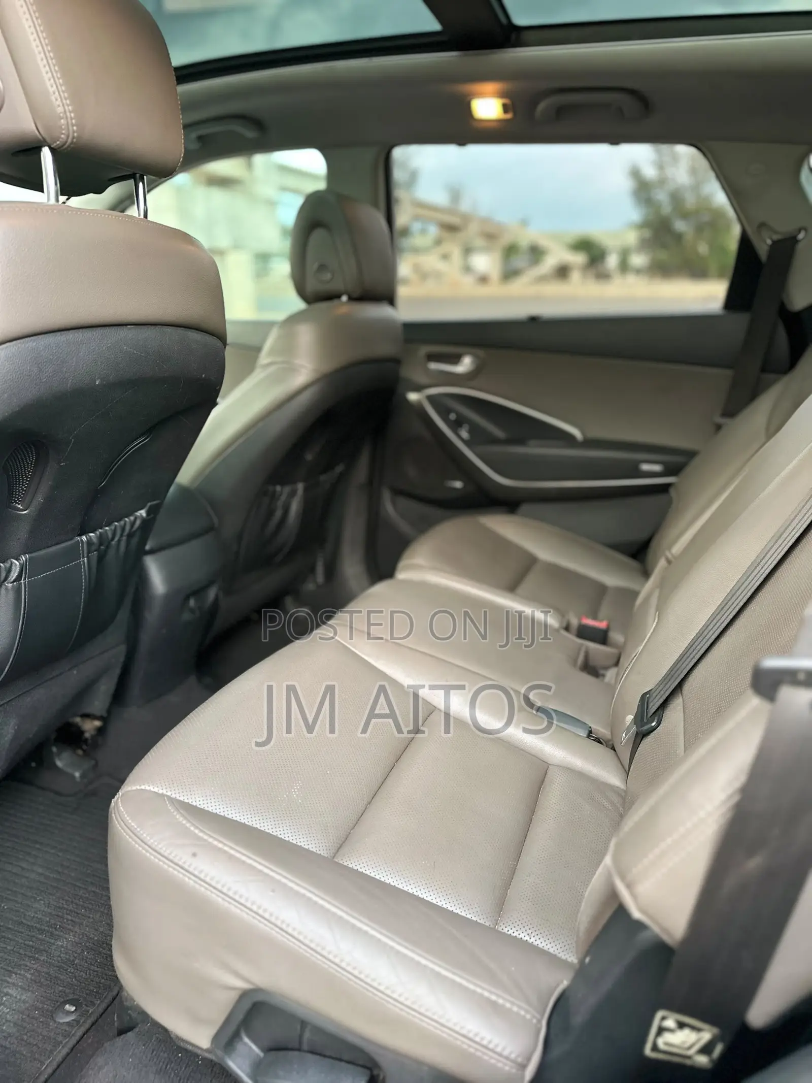 Hyundai Santa Fe Limited 4dr SUV AWD (3.3L 6cyl 6A) 2015 Gray