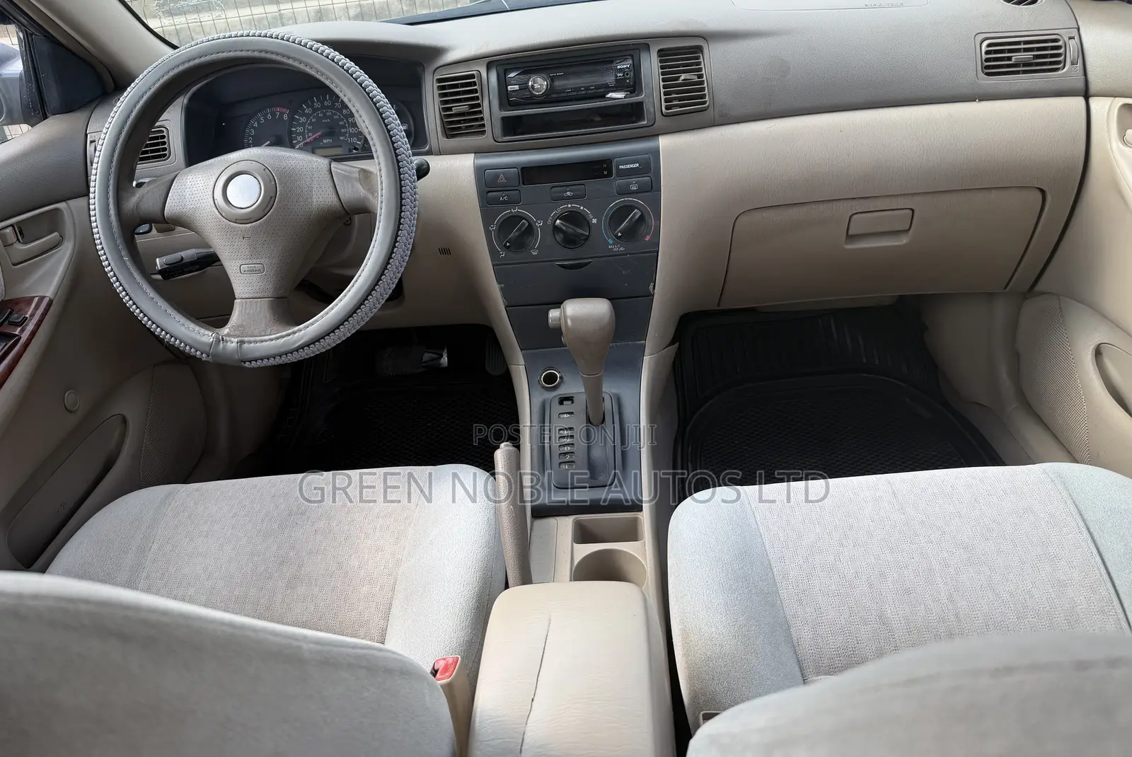 Toyota Corolla LE 2004 Gray