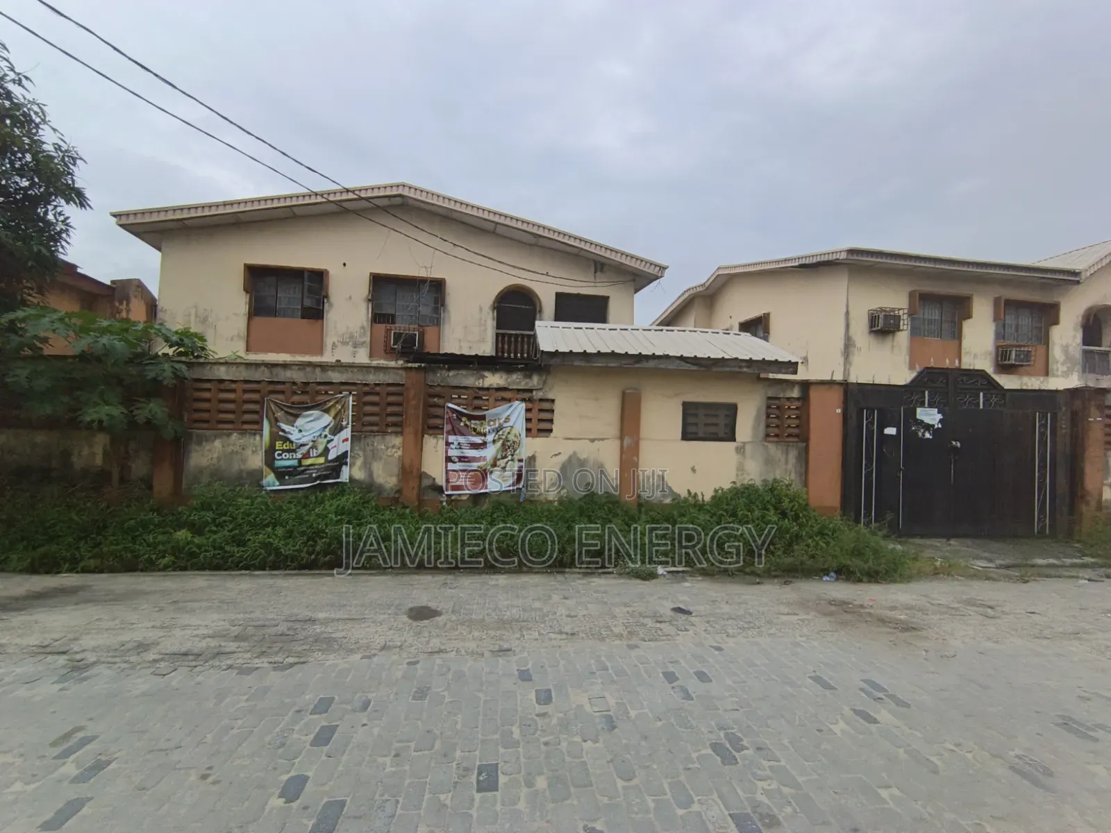 3bdrm Block of Flats in Sangotedo for sale