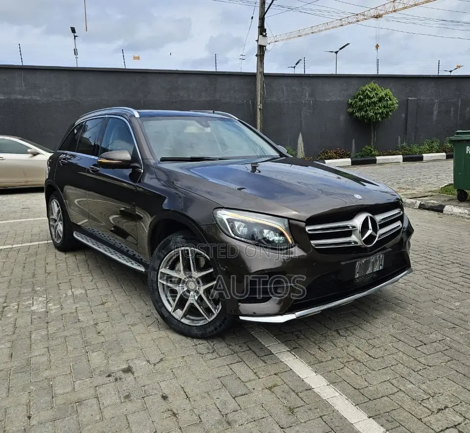 Mercedes-Benz GLC-Class 2016 Brown