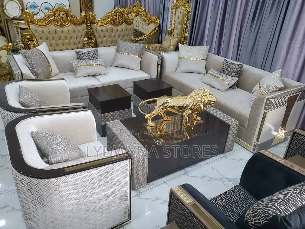 Stunning Goodlooking Luxury Quality Turkish Sofa