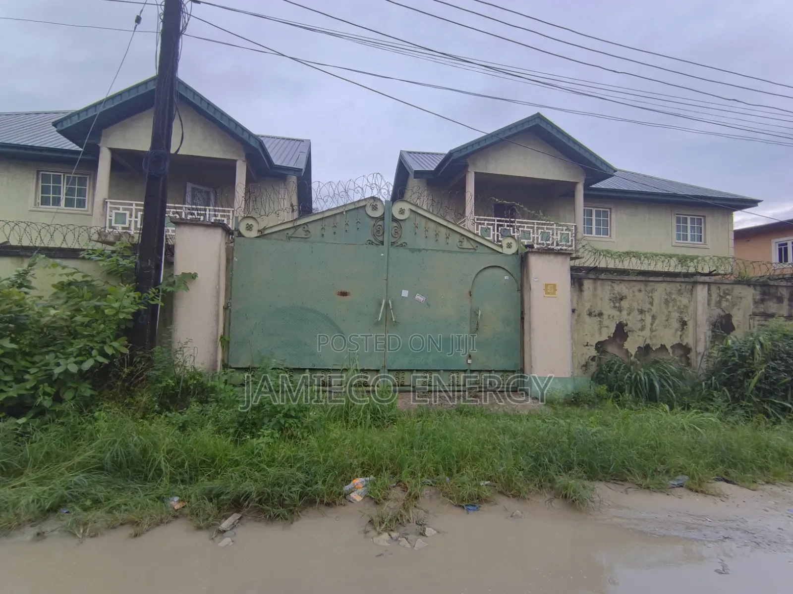 3bdrm Block of Flats in Sangotedo for sale