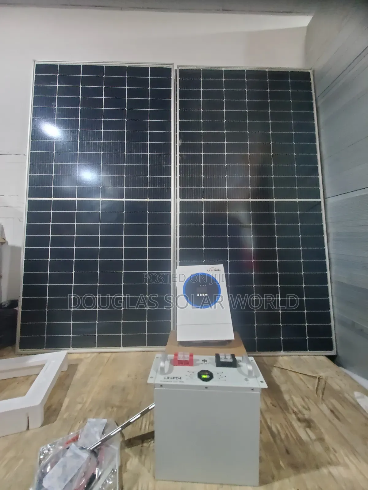 Lux 4.2kw/3kwh 650w Panel 2unit All-in-One Complete Inverter Setup