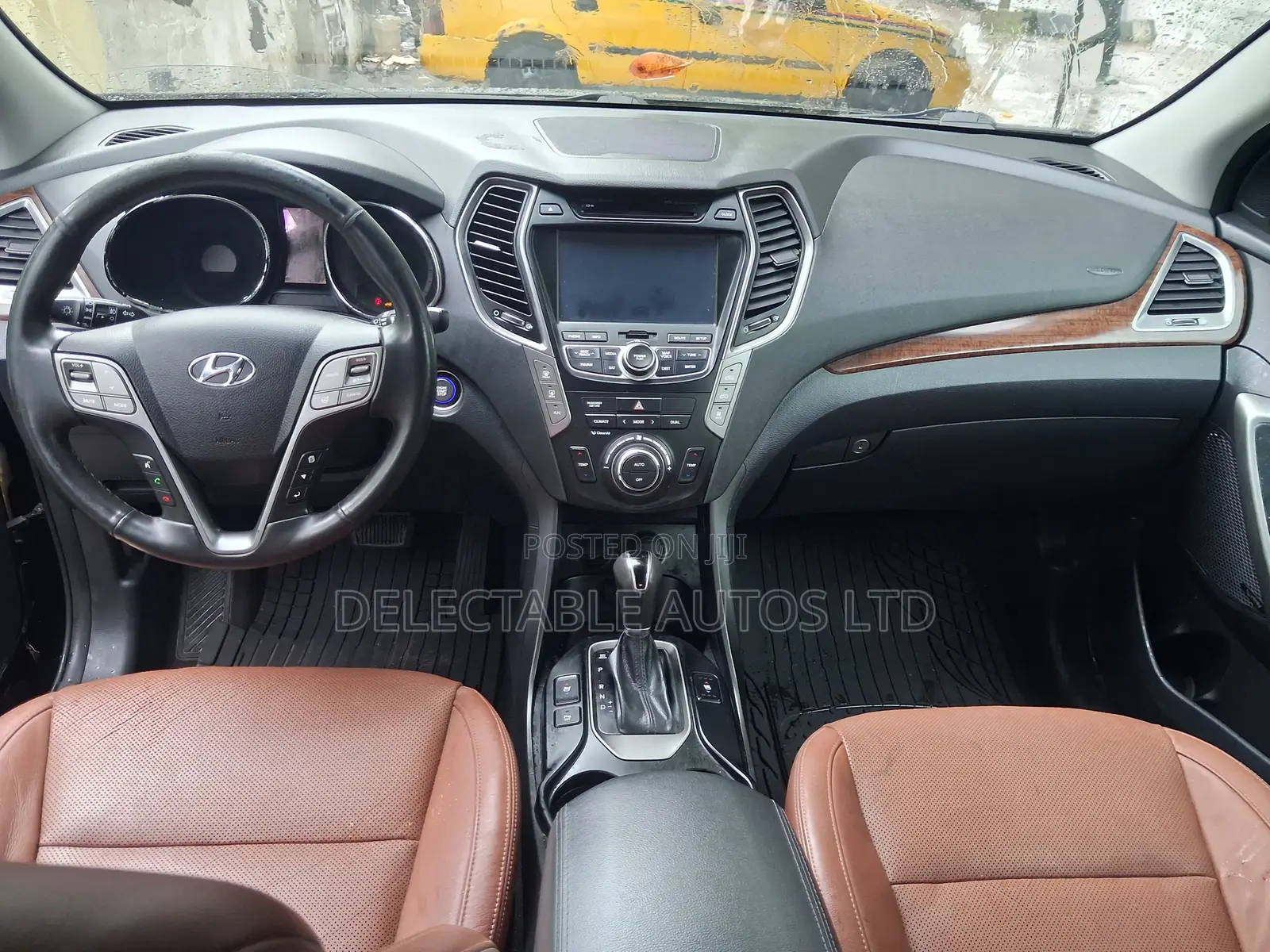Hyundai Santa Fe Limited 4dr SUV AWD (3.3L 6cyl 6A) 2015 Black