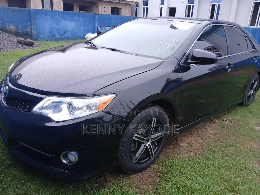 Toyota Camry SE Sport 4dr Sedan (2.5L 4cyl 6A) 2014 Black