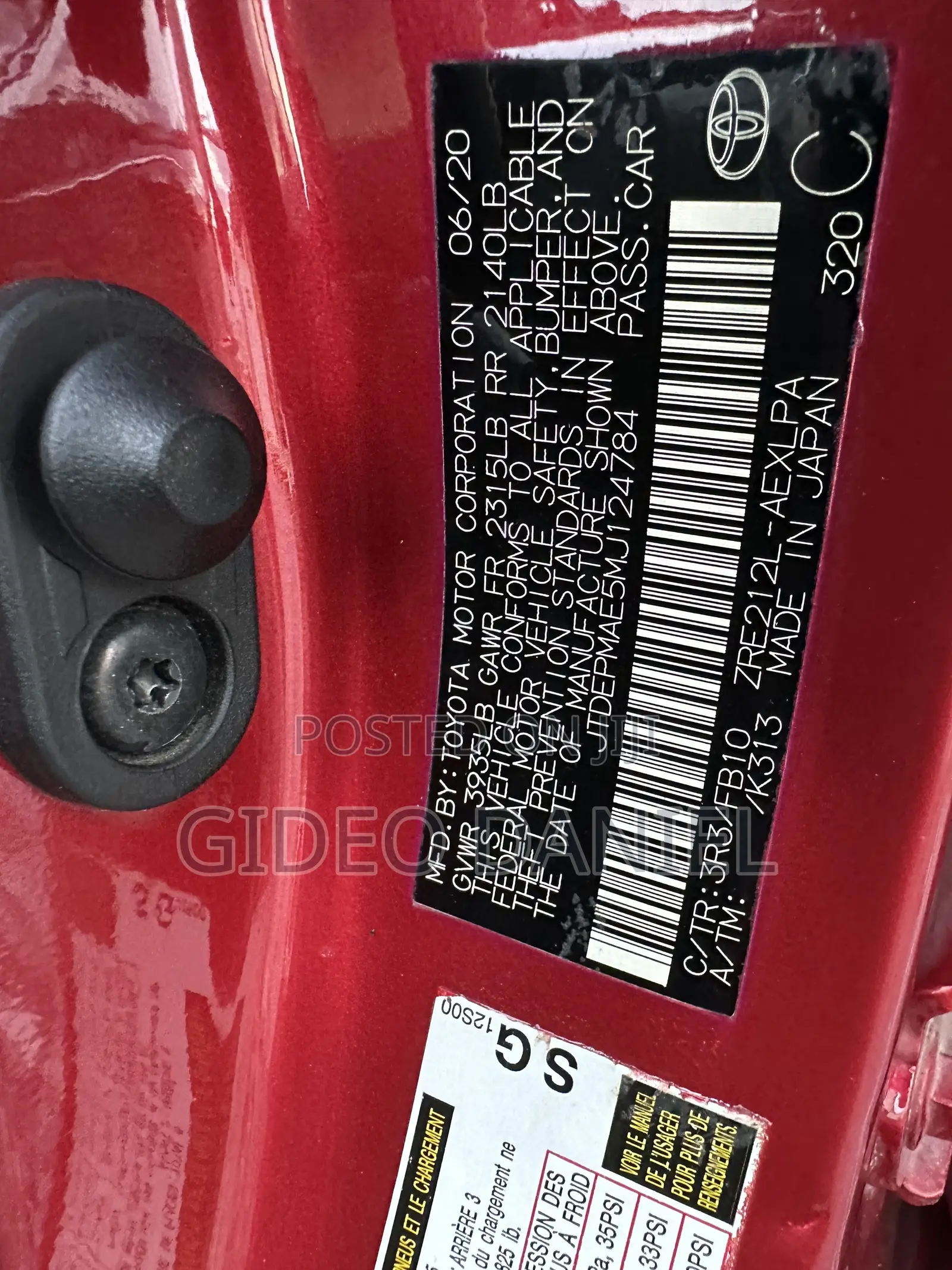 Toyota Corolla LE 2020 Red