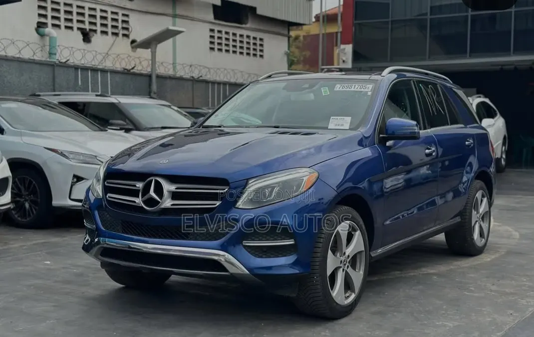 Mercedes-Benz GLE-Class 2019 Blue