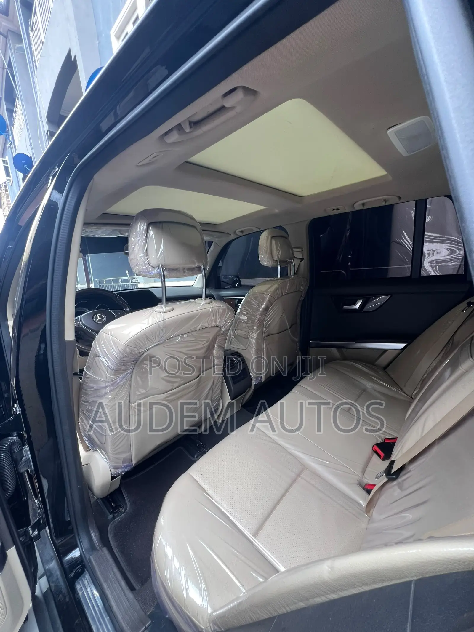 Mercedes-Benz GLK-Class 350 2014 Black