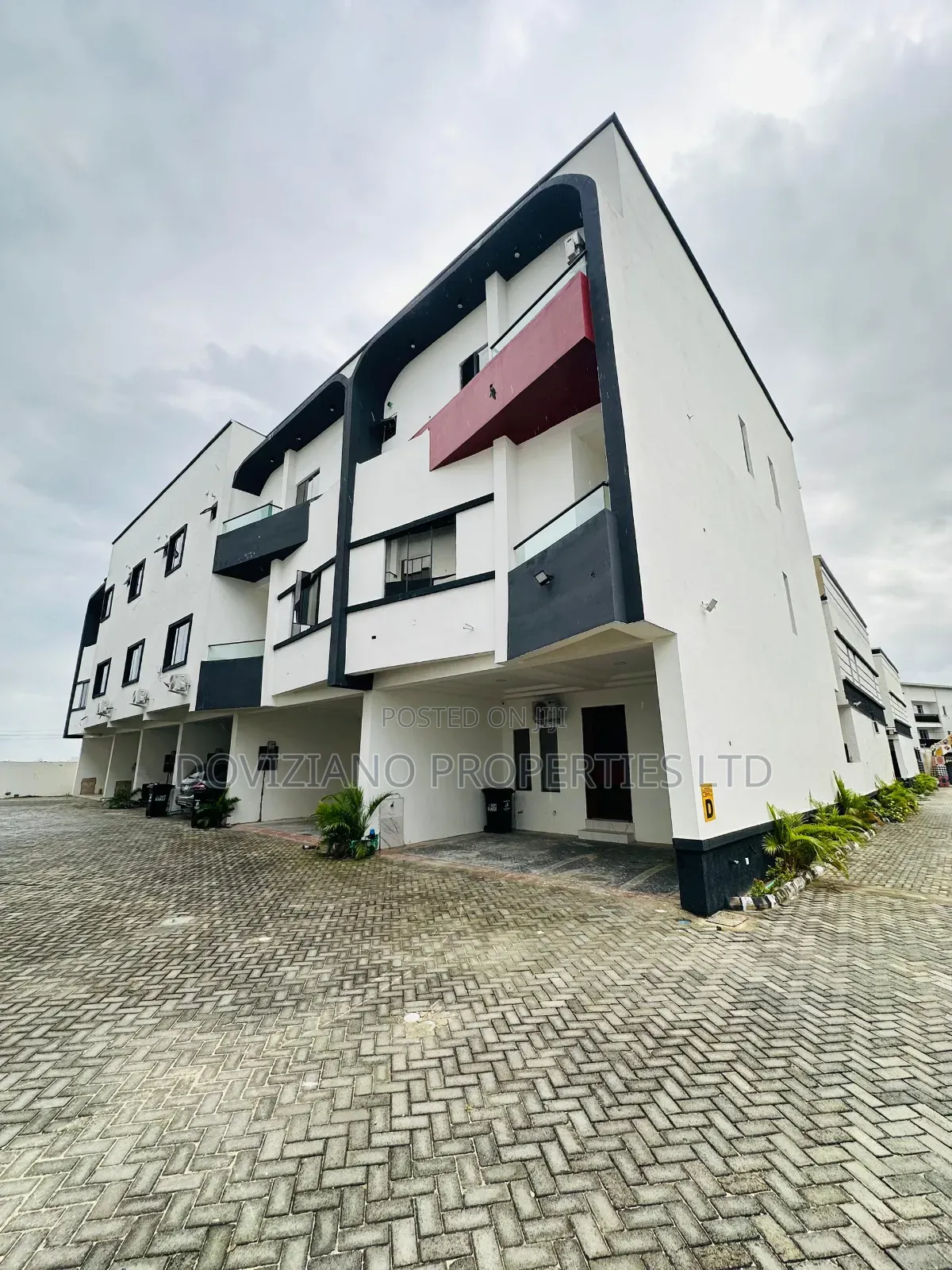 2bdrm Duplex in Ikota for rent
