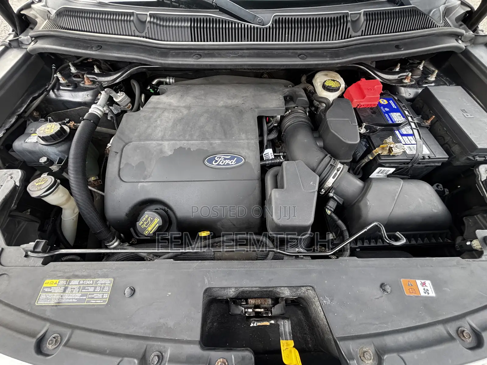 Ford Explorer XLT 4dr 4x4 (3.5L 6cyl 6A) 2011 Gray