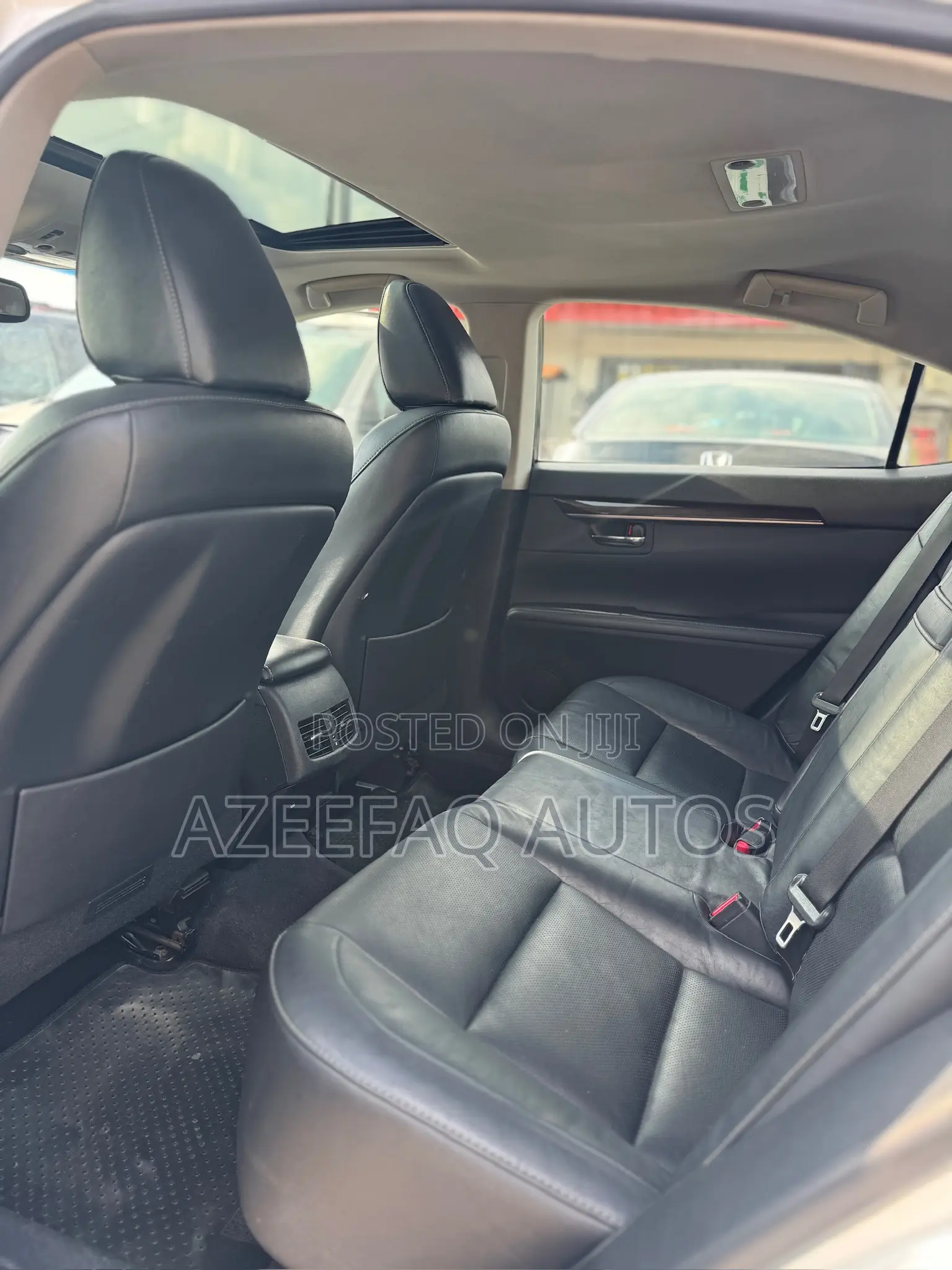 Lexus ES 350 FWD 2014 White