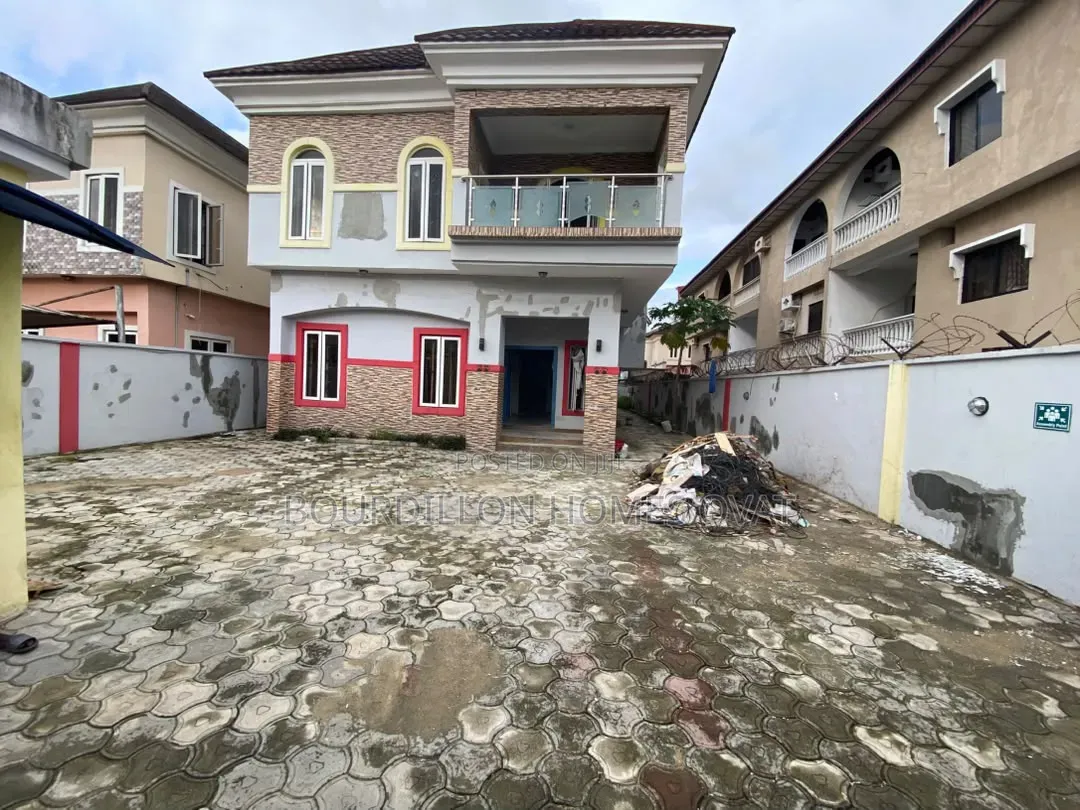 5bdrm Duplex in Lekki Phase 1 for rent