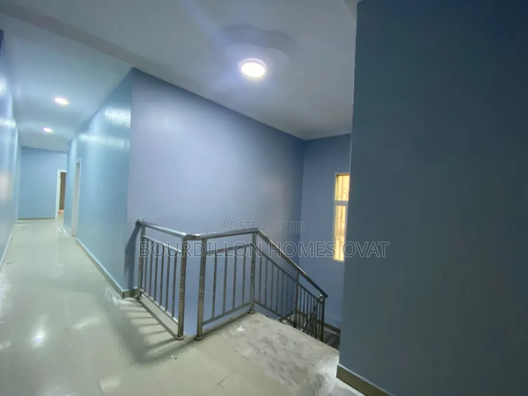 5bdrm Duplex in Lekki Phase 1 for rent