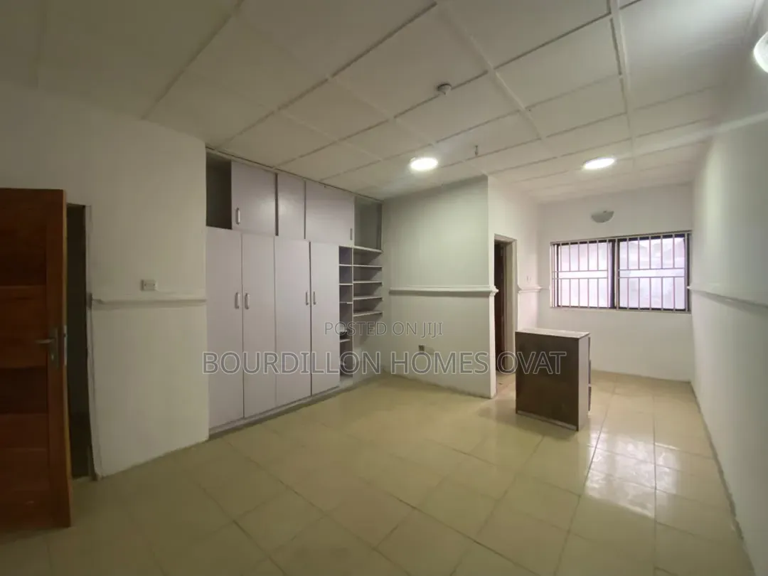 5bdrm Duplex in Lekki Phase 1 for rent