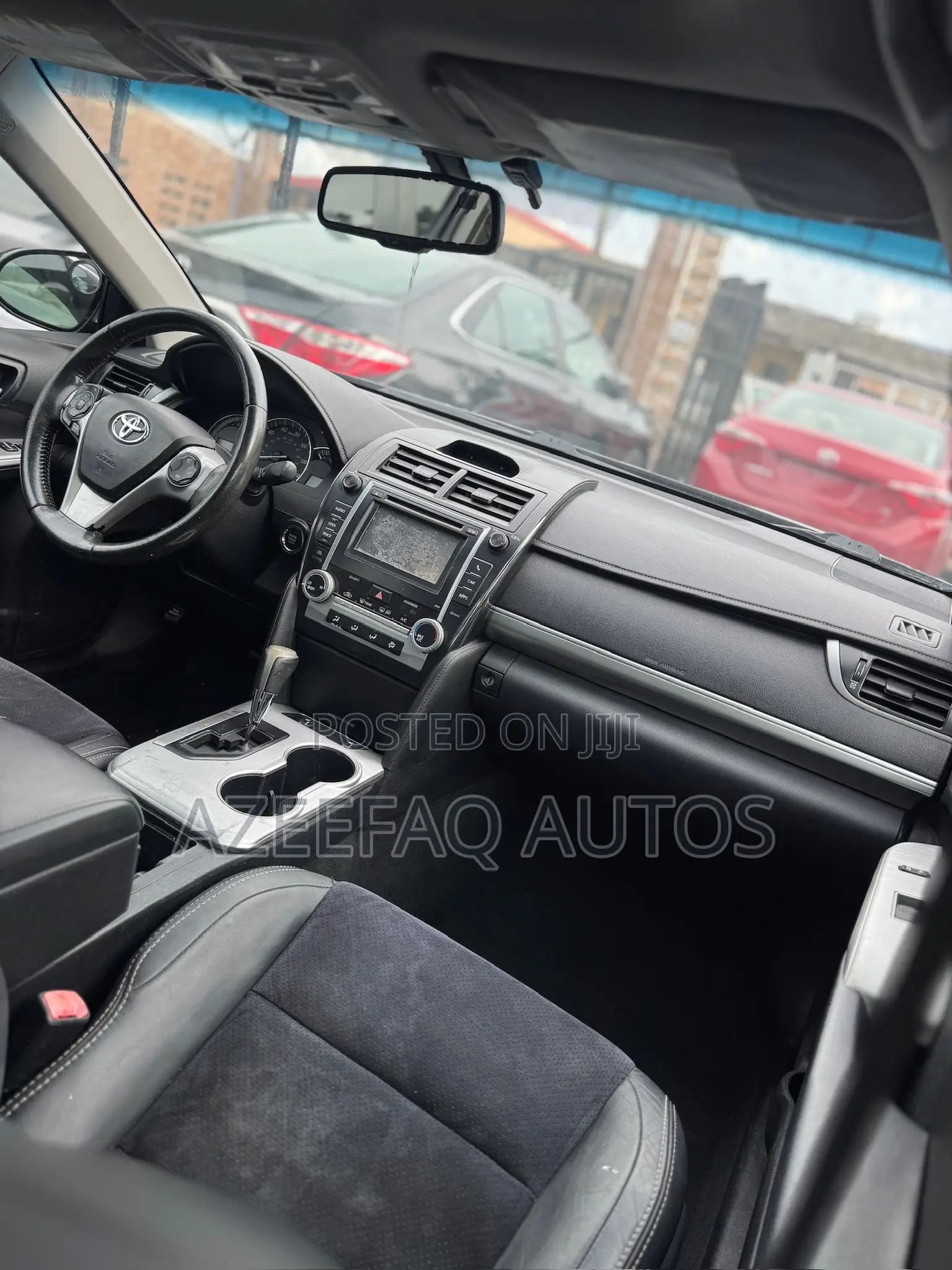 Toyota Camry SE V6 4dr Sedan (3.5L 6cyl 6A) 2012 Black