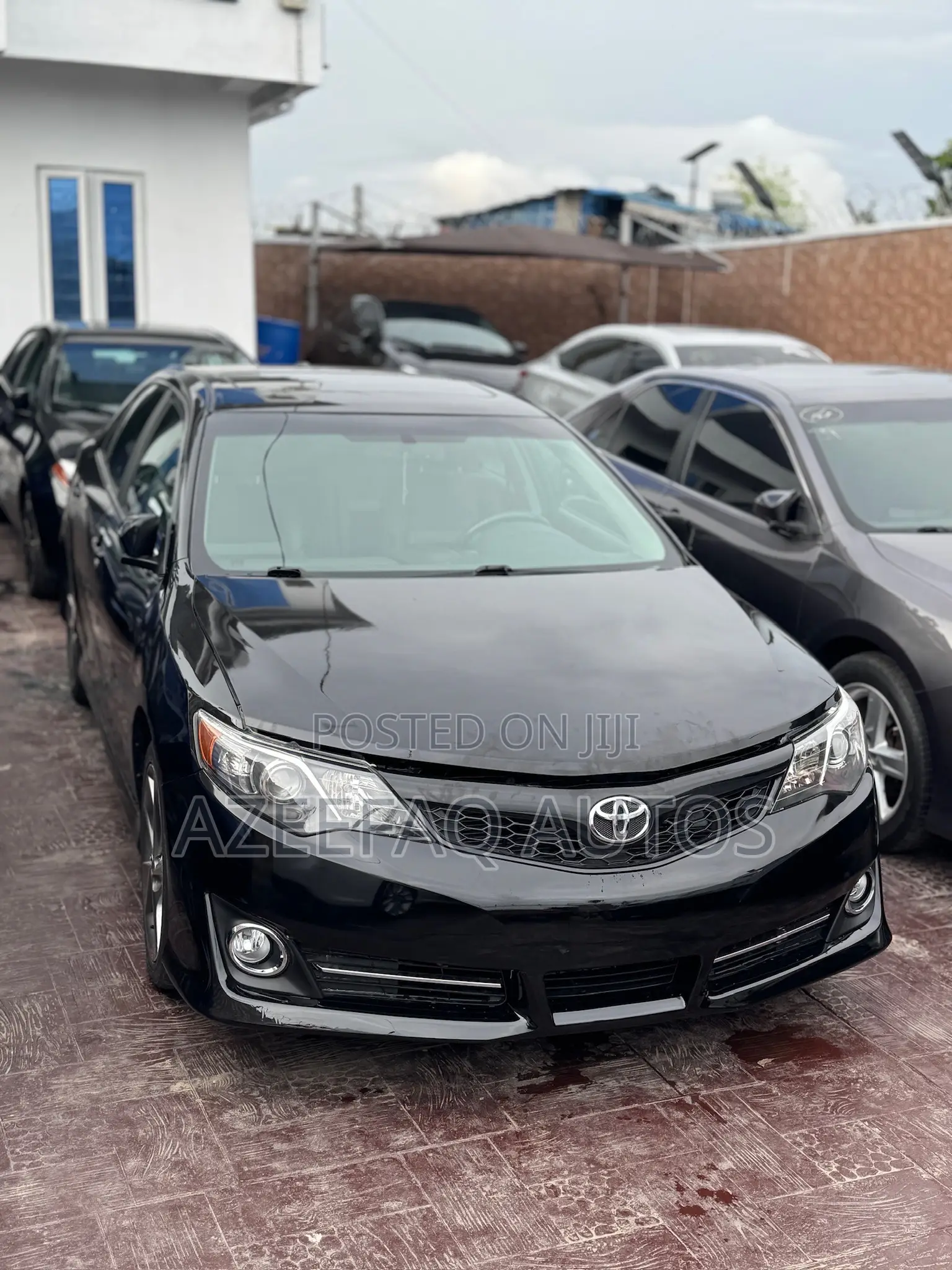 Toyota Camry SE V6 4dr Sedan (3.5L 6cyl 6A) 2012 Black